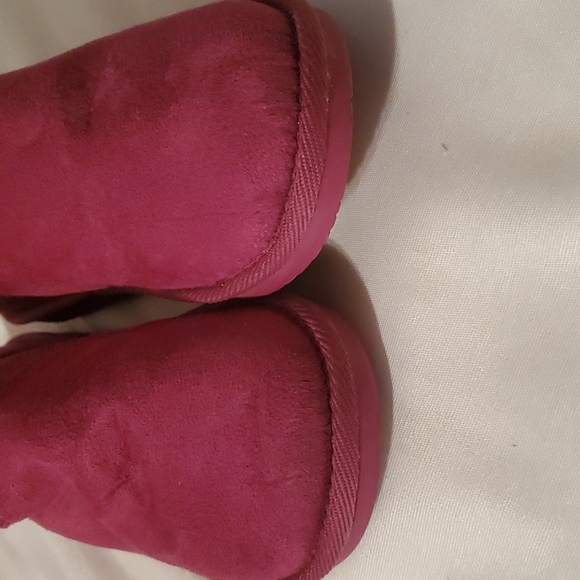 Size 4 Sonoma faux fur trim fushia boots - Picture 7 of 12
